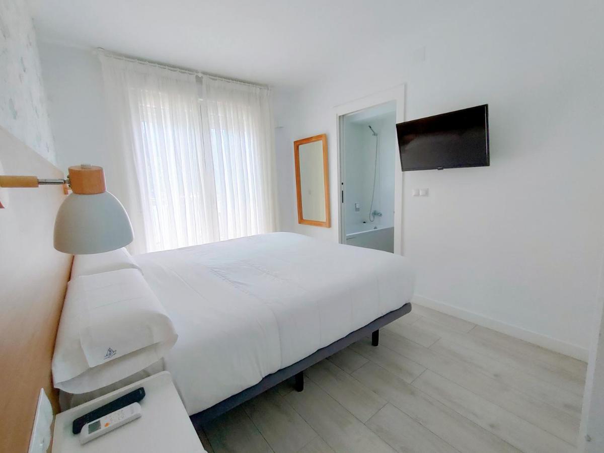 Hotel Rodeiramar 2A Cangas do Morrazo Buitenkant foto