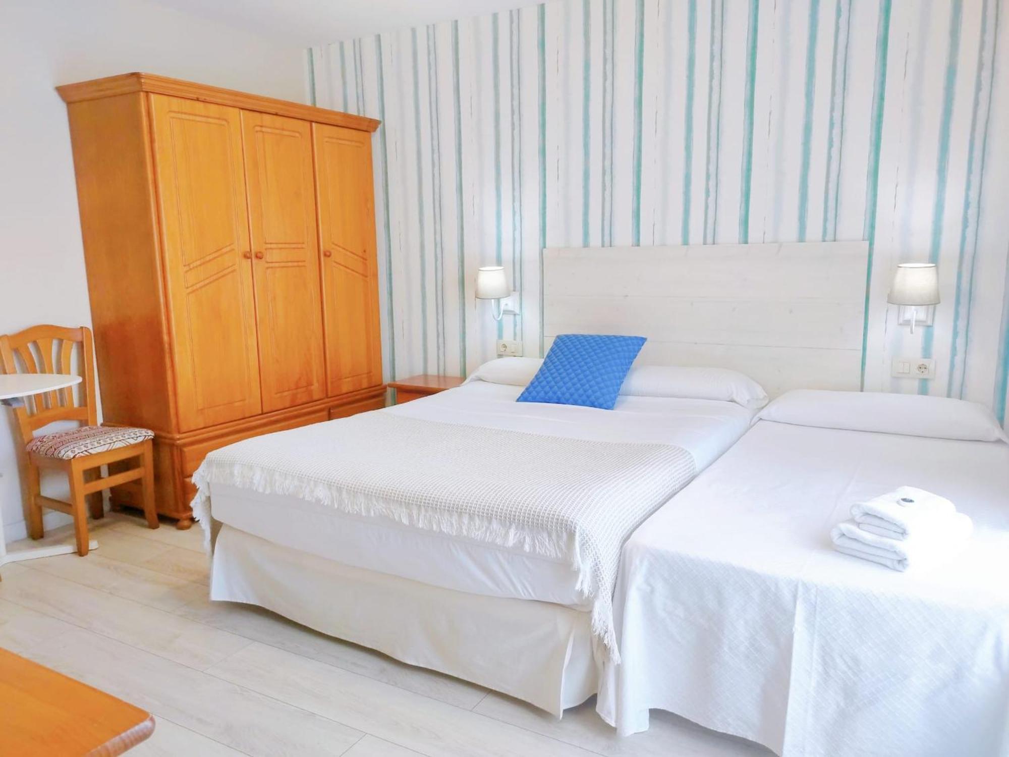 Hotel Rodeiramar 2A Cangas do Morrazo Buitenkant foto
